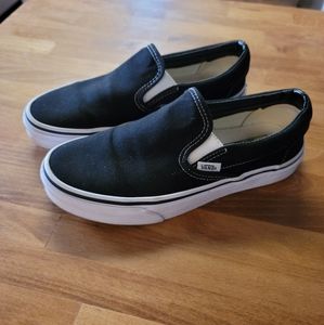 Black Van's classic slip on womens 7.5